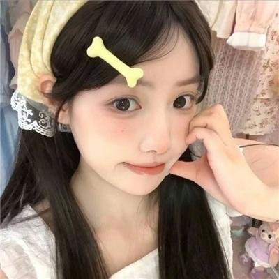 海棠花底醉三千